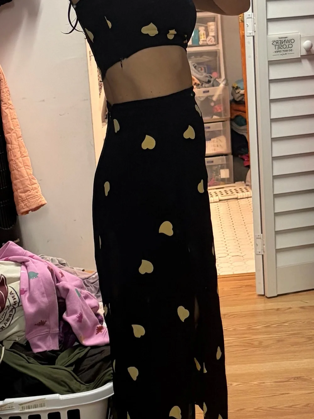 Reformation navy Midi Skirt with yellowy cream Heart Motif